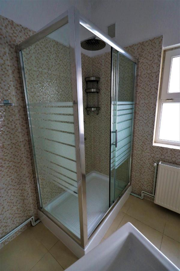 בוקרשט Athenee Palace Apartment - Panoramic View Terrace & Balcony - Free Minibar מראה חיצוני תמונה